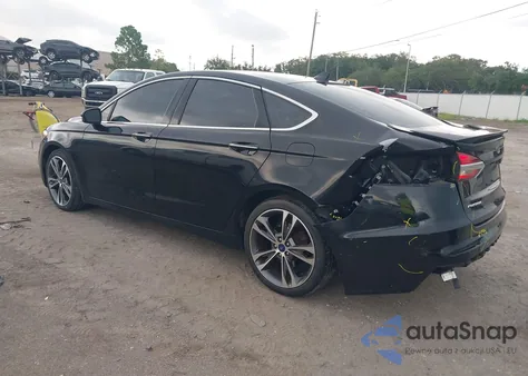 2020 Ford Fusion Titanium z USA, uszkodzony, nr VIN 3FA6P0K90LR104273